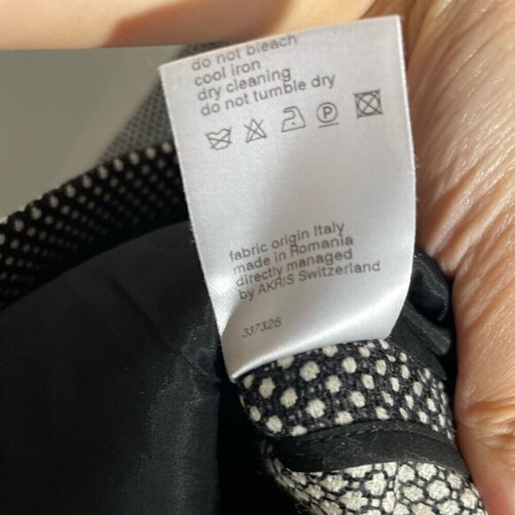 Akris Punto Wool Blazer size 6 - Picture 9 of 10
